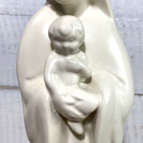 Vintage 1950s Haeger Pottery Ivory Madonna Virgin Mary Baby Jesus Planter #3264 - Picture 5 of 11